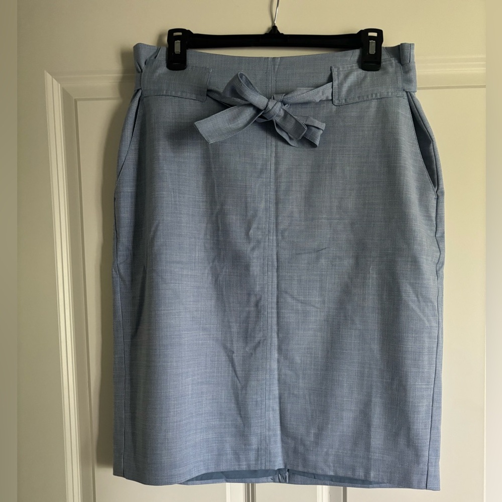 Banana Republic NWT Blue Pencil Skirt Sleek Silhouette
